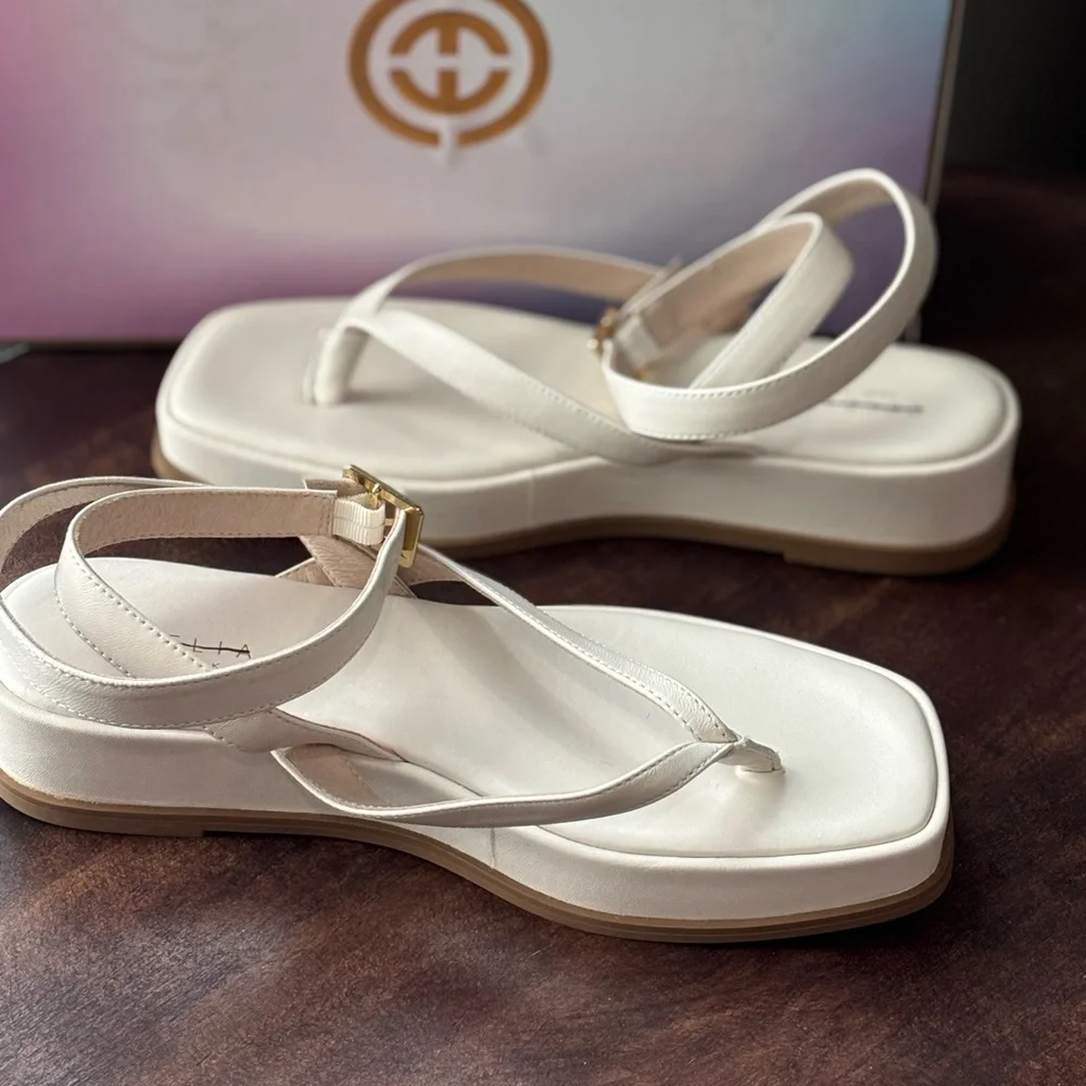Cecelia New York Kara Sandals - Picture 10 of 16